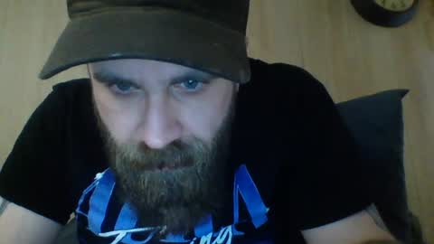 huskygengar22 online show from July 2026 11:09:02 PM