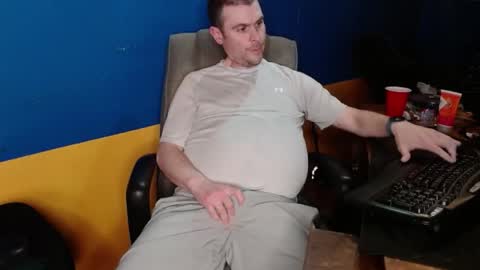 Snapshot of huskyguy chatting on April 2026 03:40:02 AM Huskyguy online show from April 2026 03:40:02 AM