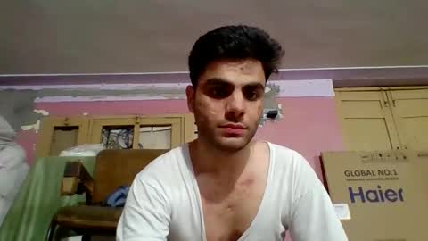 Snapshot of huzaifa654 chatting on November 2025 10:34:02 PM huzaifa654 online show from November 2025 10:34:02 PM