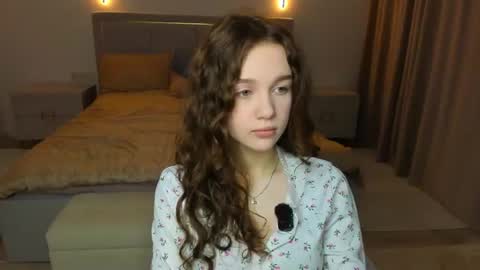 Lily online show from July 2026 07:04:01 AM