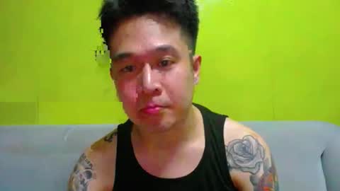 hwan234 online show from November 2025 07:36:02 PM