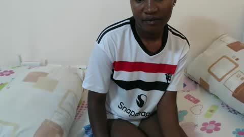 hyacinth_b online show from May 2026 10:38:02 PM