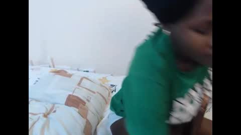hyacinth_b online show from June 2026 09:59:02 PM