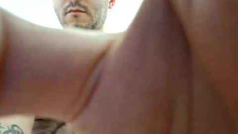 Snapshot of hybrid4646 chatting on December 2024 08:18:01 PM WatchMeCum online show from December 2024 08:18:01 PM