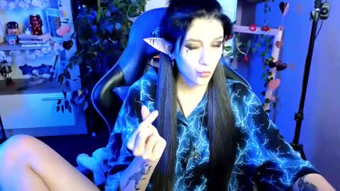 Snapshot of hyeon_jin chatting on February 2025 03:47:02 AM Hyeon Jin online show from February 2025 03:47:02 AM