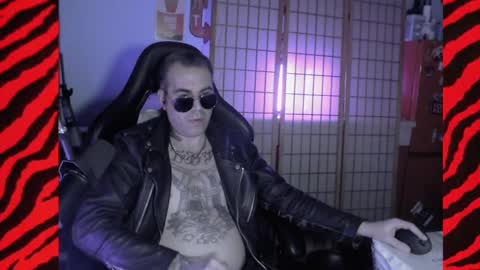 Snapshot of hypnosexray chatting on January 2025 02:41:01 AM Mistress Magenta online show from January 2025 02:41:01 AM