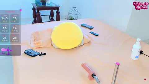 Snapshot of hyun_malee chatting on February 2025 09:04:02 PM K Brandon online show from February 2025 09:04:02 PM