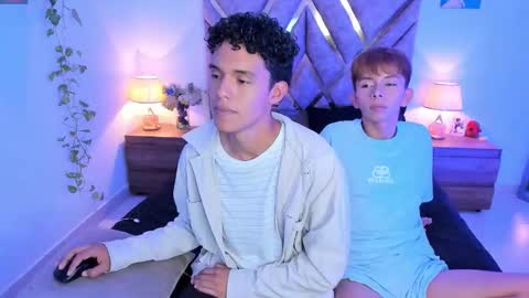 Son Hyunjin online show from November 2025 07:03:01 PM