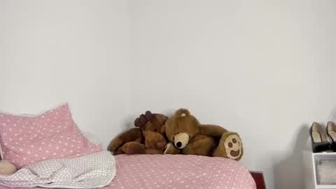 Hyun Joo online show from March 2026 05:07:01 PM