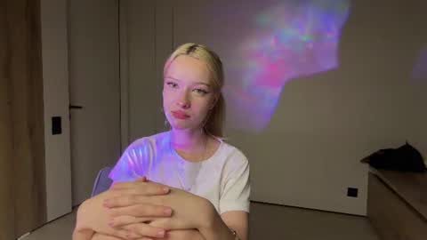 Anny online show from June 2026 05:15:02 PM