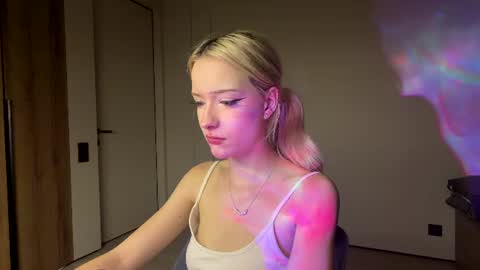 Anny online show from July 2026 06:14:02 PM