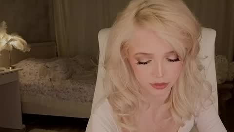 Snapshot of i__am_joss chatting on May 2026 10:07:01 PM Joselle online show from May 2026 10:07:01 PM