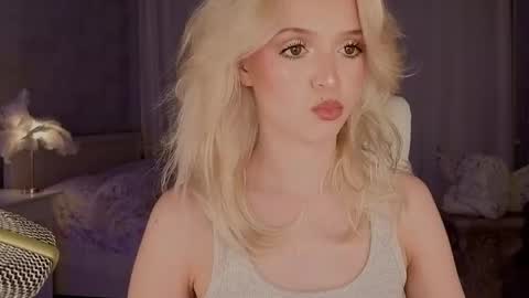 Snapshot of i__am_joss chatting on May 2026 10:37:01 PM Joselle online show from May 2026 10:37:01 PM