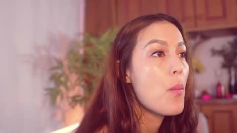 Lucy online show from October 2025 11:33:02 AM