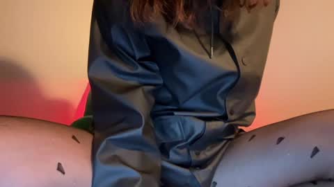 Olive online show from October 2025 02:09:02 AM