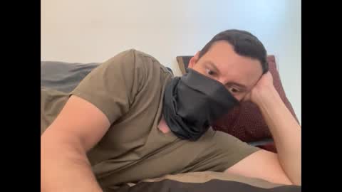 i o ro online show from September 2025 10:24:02 PM