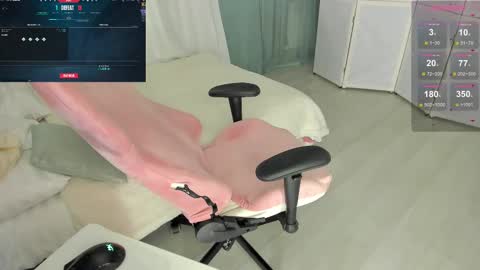 HiI am  EvaPVT is open  online show from February 2025 05:42:01 PM