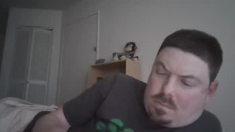 iaguy0587 online show from March 2026 07:31:02 PM