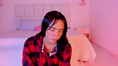 Snapshot of iam_cami chatting on January 2025 12:15:02 AM online show from January 2025 12:15:02 AM