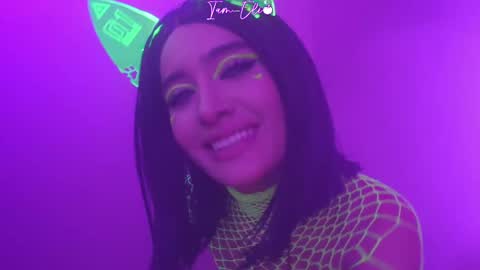 Snapshot of iam_eli chatting on February 2025 04:36:02 AM online show from February 2025 04:36:02 AM