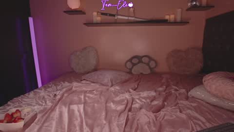       online show from February 2026 01:24:01 AM