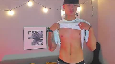 Light online show from June 2026 03:55:01 AM