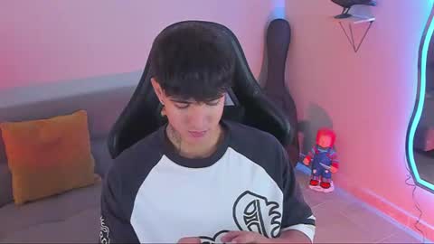 Light online show from July 2026 01:38:01 AM