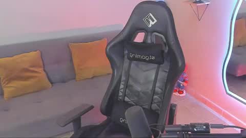 Light online show from July 2026 04:19:01 AM