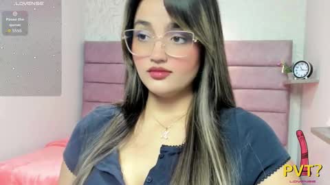 iam_lina online show from March 2026 01:59:02 PM