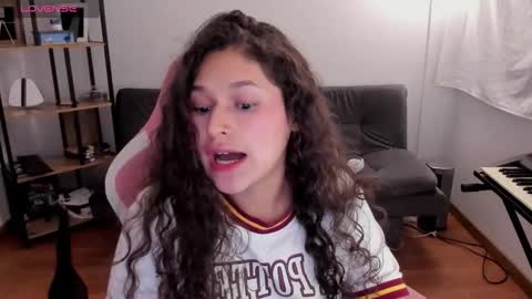 On instagram Imm  NikkiHelp me reach 100 likes online show from November 2025 12:11:02 AM