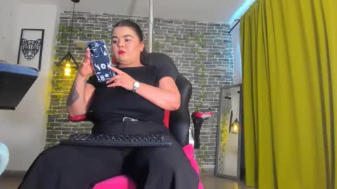 Samy   online show from January 2025 05:53:01 PM