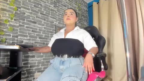 Snapshot of iam_samy chatting on November 2025 11:21:02 AM Samy online show from November 2025 11:21:02 AM