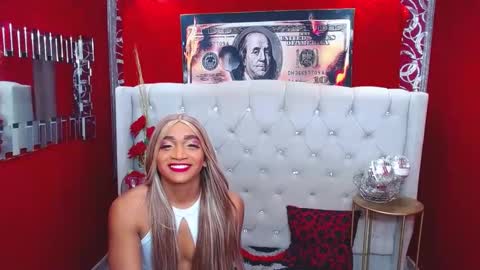 iam_smithh online show from December 2024 02:00:01 PM