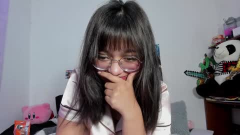 Snapshot of iam_zoechan chatting on December 2024 07:28:01 AM Zoe 3 online show from December 2024 07:28:01 AM