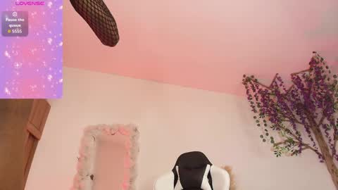 Snapshot of iamandrey_ chatting on April 2026 11:00:01 PM iamandrey_ online show from April 2026 11:00:01 PM