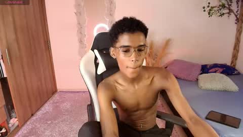 iamandrey_ online show from May 2026 11:06:02 PM