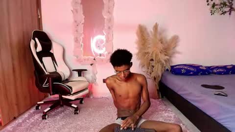 iamandrey_ online show from June 2026 01:21:01 AM