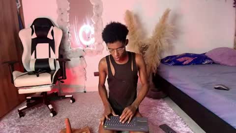 iamandrey_ online show from July 2026 01:19:01 AM