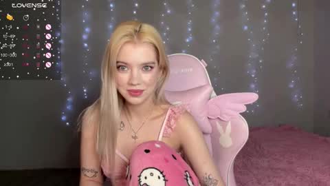 Cassie  STREAMS HERE EVERYDAY online show from February 2026 02:43:02 PM