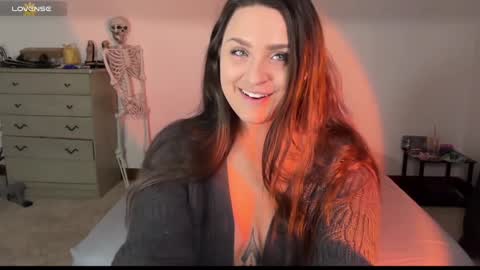 Crystal online show from March 2025 04:58:02 AM