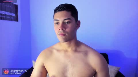 Snapshot of iamdylan777 chatting on January 2025 10:59:01 PM Dylan independent model online show from January 2025 10:59:01 PM