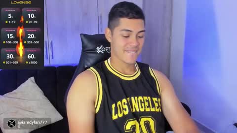 Snapshot of iamdylan777 chatting on February 2025 09:59:01 PM Dylan independent model online show from February 2025 09:59:01 PM