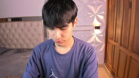 iamjuanjoc online show from April 2026 04:46:01 AM