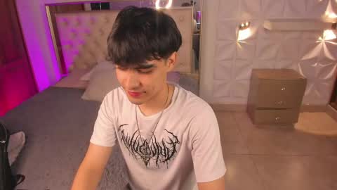 iamjuanjoc online show from June 2026 03:42:01 AM