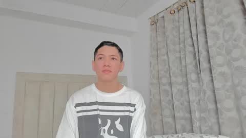 Juliiiiian online show from February 2025 11:17:02 AM