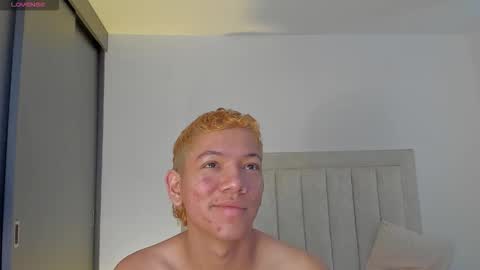 Juliiiiian online show from October 2025 12:17:02 PM