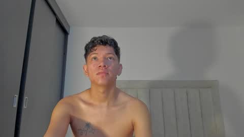 Juliiiiian online show from May 2026 12:01:01 PM