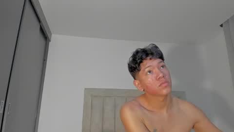 Juliiiiian online show from May 2026 11:51:02 AM