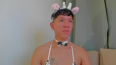 Juliiiiian online show from May 2026 02:09:02 AM
