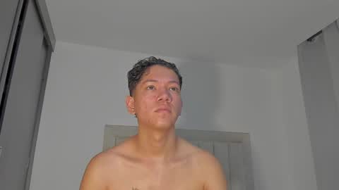 Juliiiiian online show from June 2026 11:01:01 AM